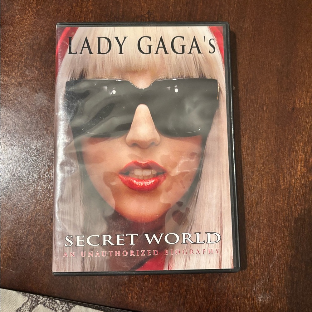 Lady Gaga secret world dvd